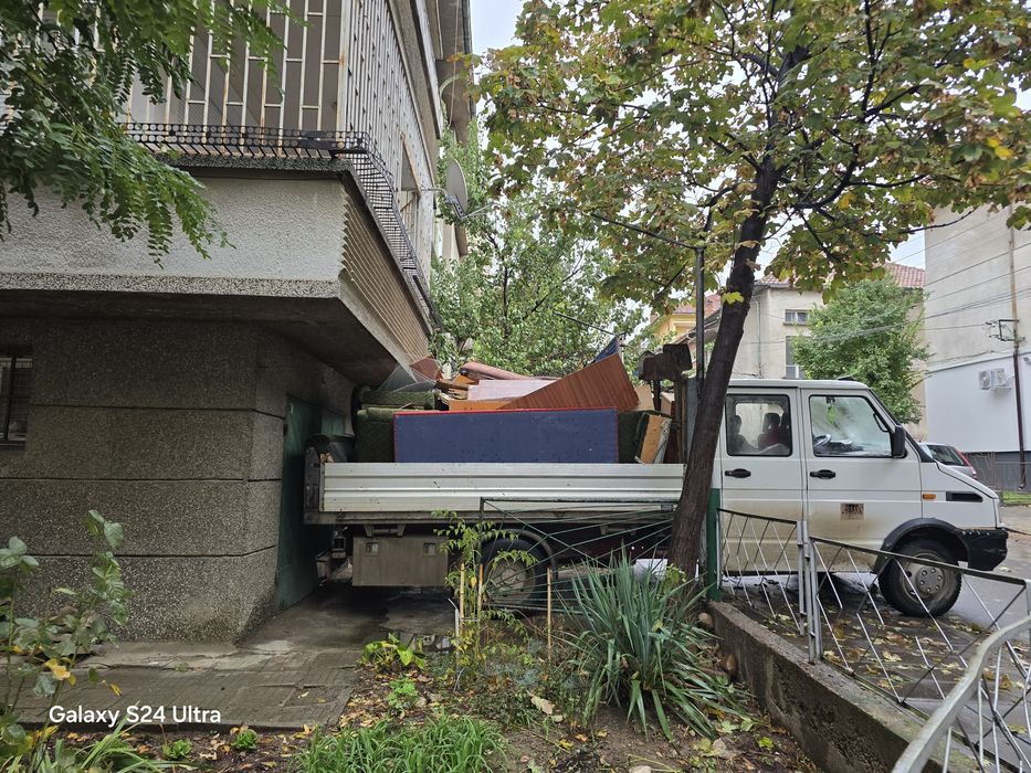 Хамалски услуги Почистване на мазета, тавани, дворове и други