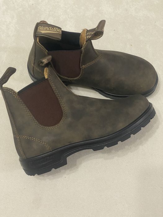 Ghete blundstone 585 numarul 37