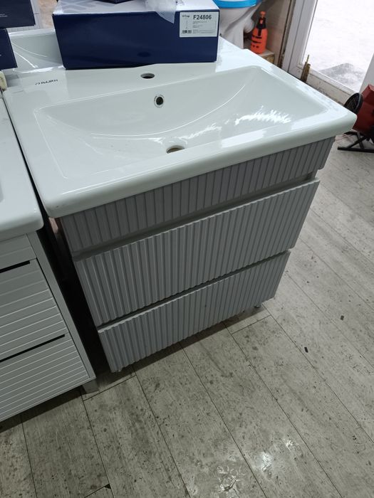 тумба с ракавиной ванна унитаз