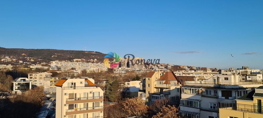 Дава се под наем Четиристаен апартамент в Варна, Базар Левски - 300 кв.м за 1296.42 € - Снимка #9