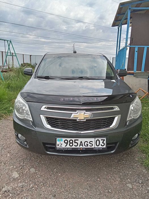 Продам надёжного автомобиля