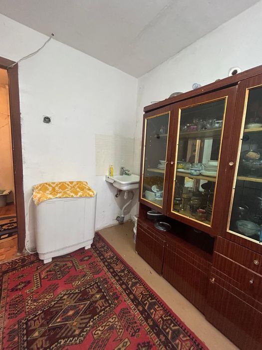 Продаётся 1,5-ка по ул. Серикбаева, 1/1