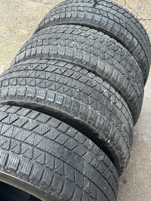 4бр. зимни гуми 265/60/18 - Bridgestone - DOT3822