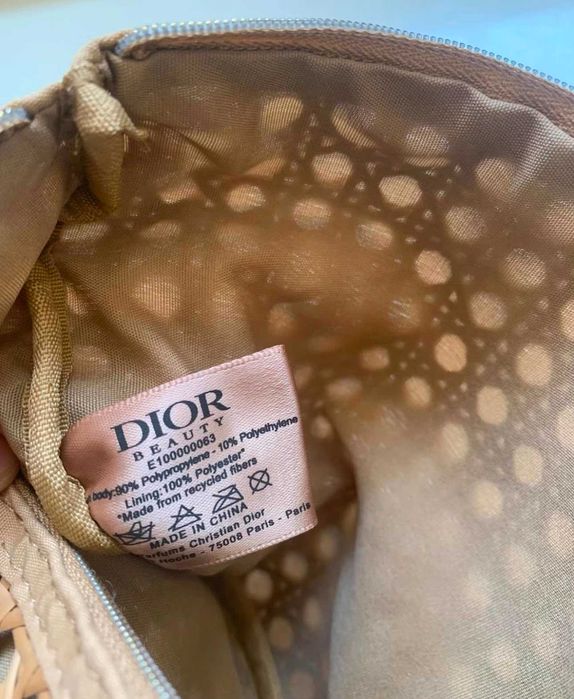 Poseta Dior 2026 ,editie limitata