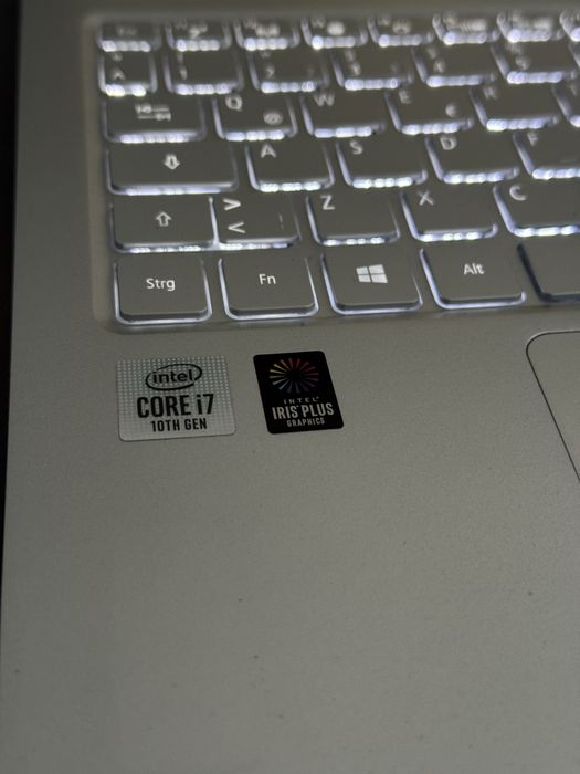 Ultrabook Acer Swift3 i7 10th 2k display carcasa aluminiu
