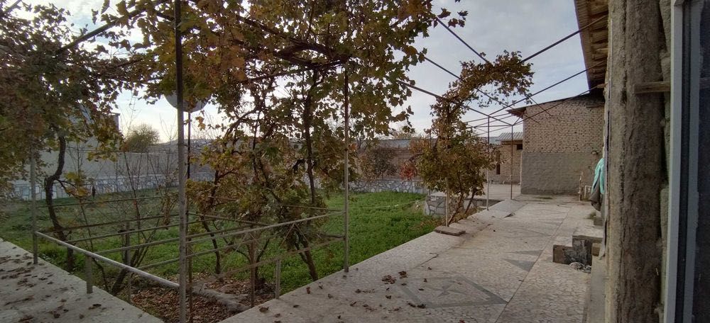 Uchastka sotiladi 17 sotix