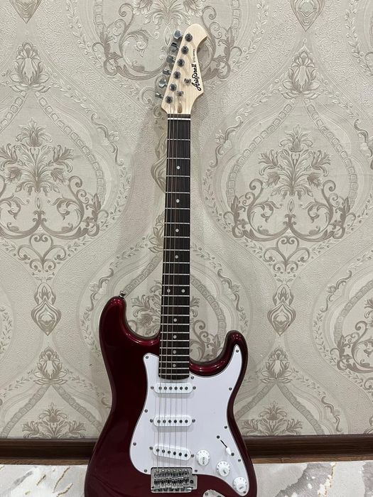 Продам Электрогитару/Гитару