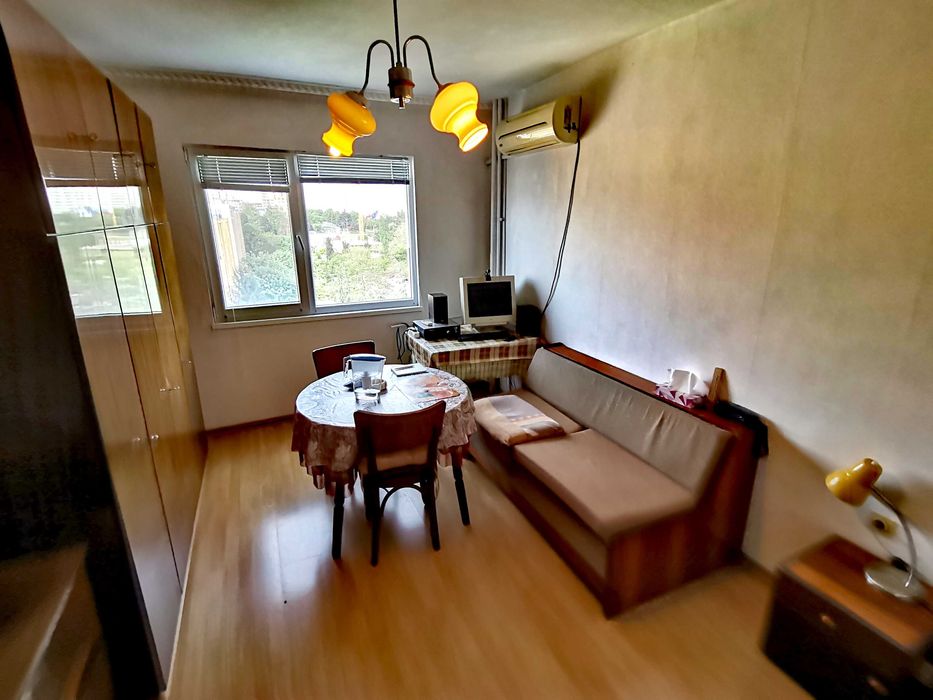 Дава се под наем Двустаен апартамент в Бургас, Изгрев - 55 кв.м за 150 € - Снимка #6