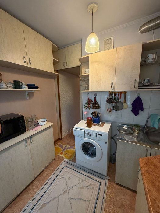 Продаем 3х квартиру на площади Ордабасы