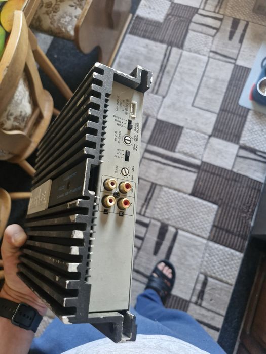 Pachet woofer+amplificator auto