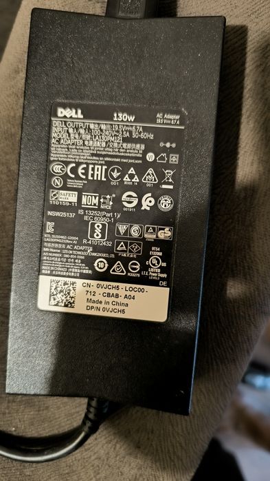 Dell 130W Da130pe1-00 19.5V 6.7A 3-pin/Big