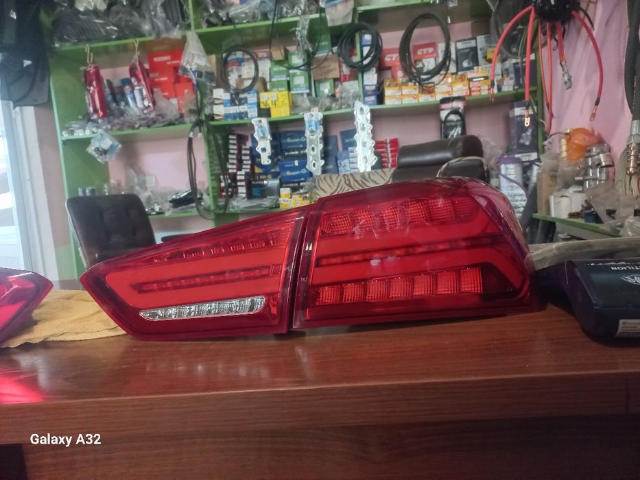 Malibuga  Audi orqa fara