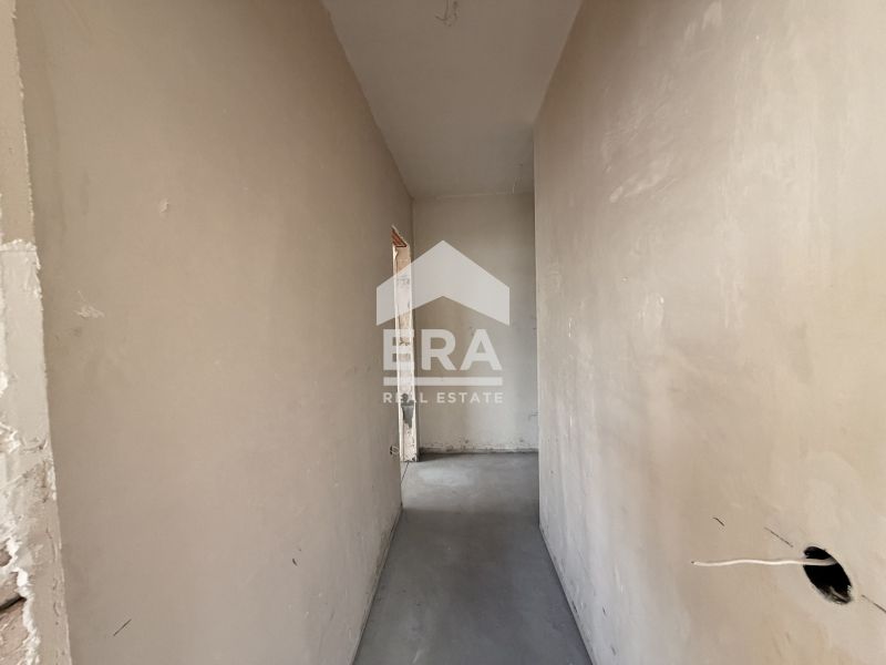 Продава се Двустаен апартамент в Варна, Владислав Варненчик - 67 кв.м за 1372 €/кв.м - Снимка #7