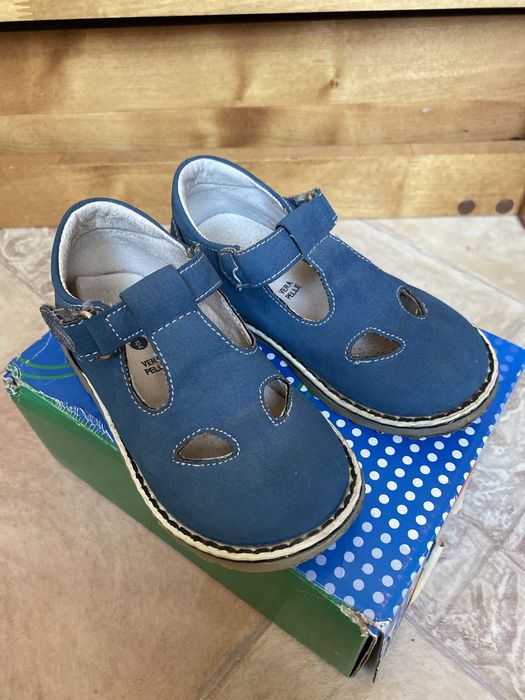 Сандалии фирмы Asso