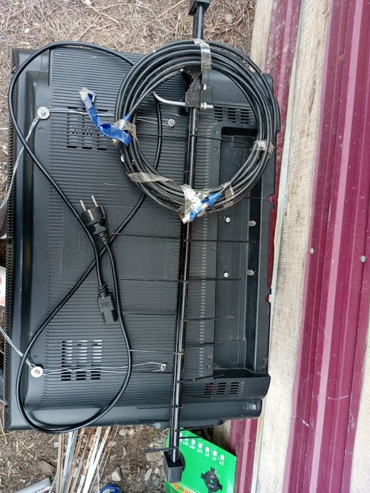 Продам телевизор