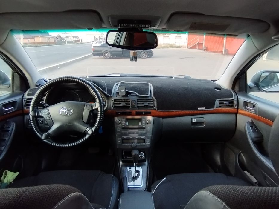 Легковые автомобиль