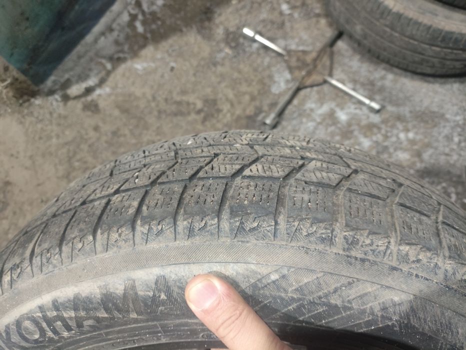 Продам зимние шины 175/65/14