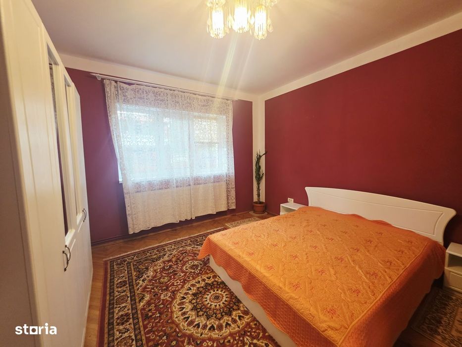 Inchiriez apartament 3 camere cu gradina