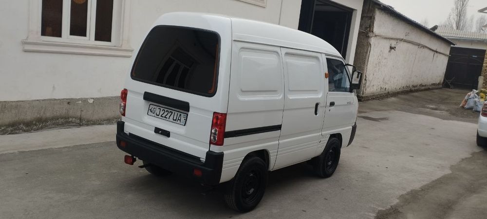 Van Damas 2015 sotiladi