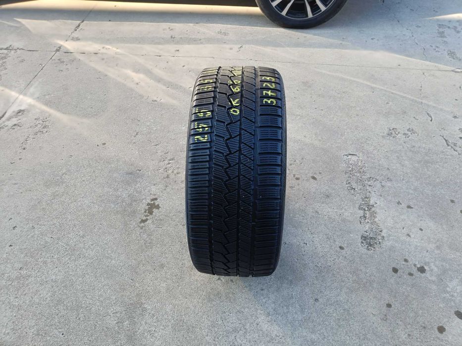 O anvelopa iarna 255 35 21 continental wintercontact TS 860S dot 3723