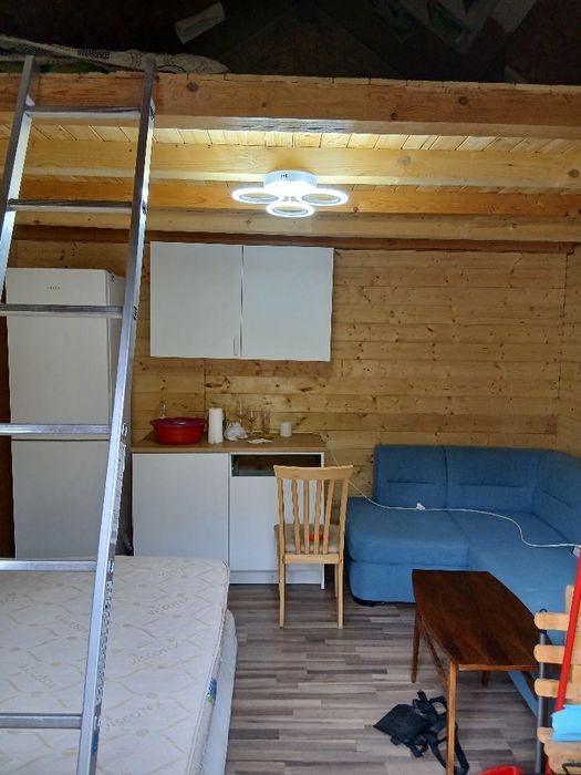 De vânzare casuta din lemn