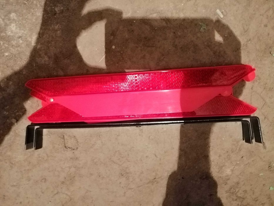 Triunghi reflectorizant auto