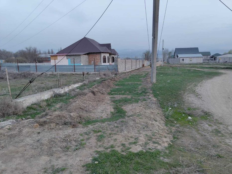 Участок 10 сот в хорошем месте