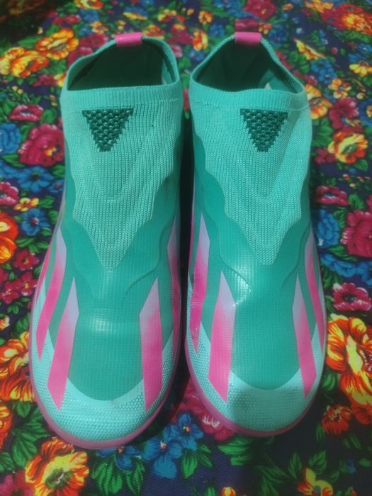 Mashq va o'yinlar uchun futbol butsasi(sarakanoshka?)