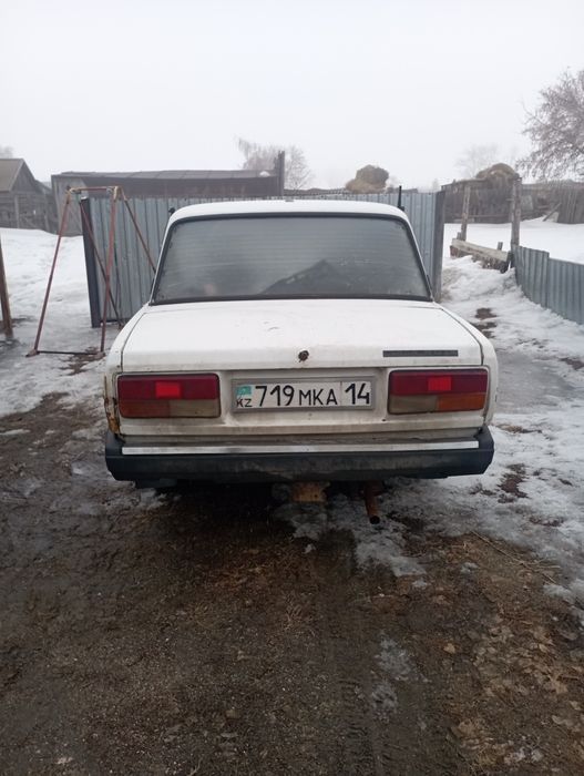 Продам ВАЗ 2107 в нерабочем состоянии