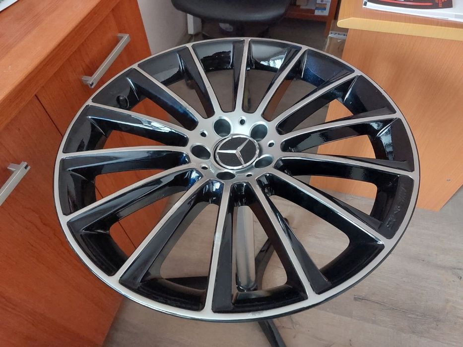 Дизайнерска  AMG  масичка