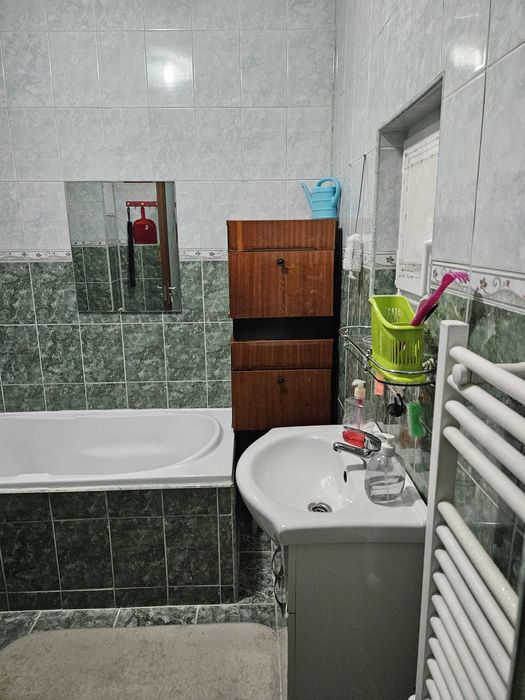 garsoniera de inchiriat Rahova- Teius