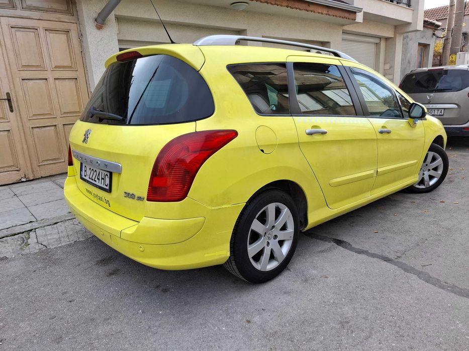 Продавам Пежо 308