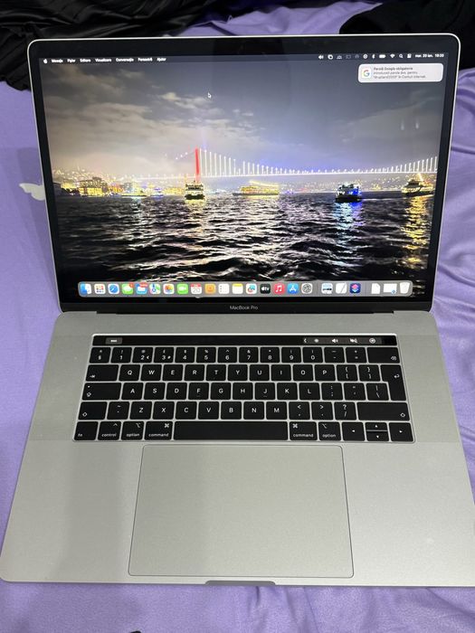 Mackbook pro apple 15 inch