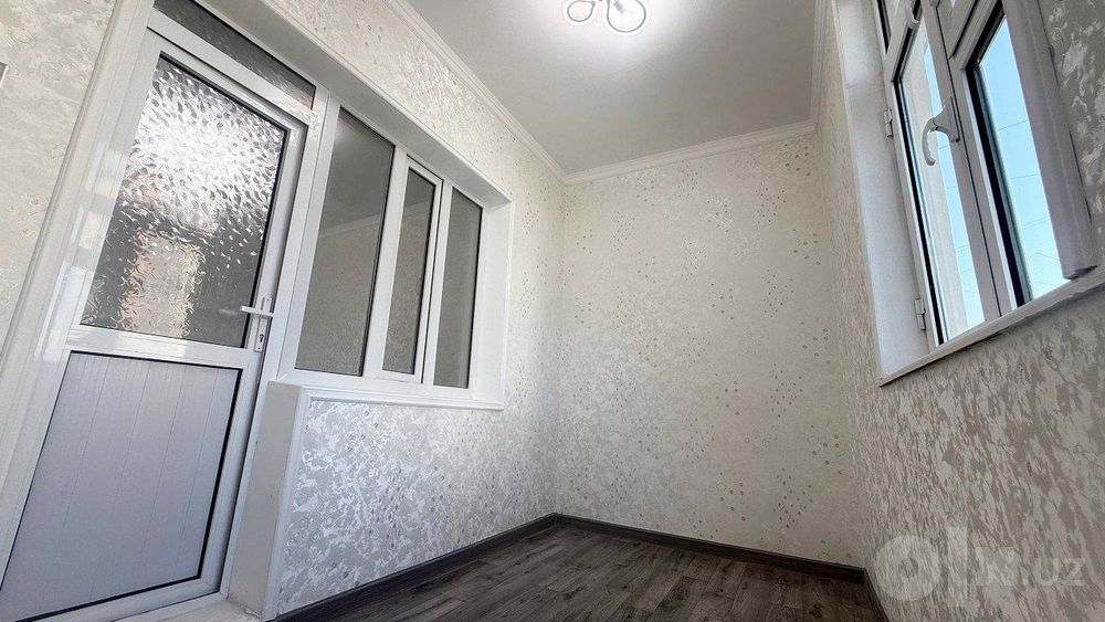 Продается 2*комн кв на массив 5. Ор.т метро Киёт