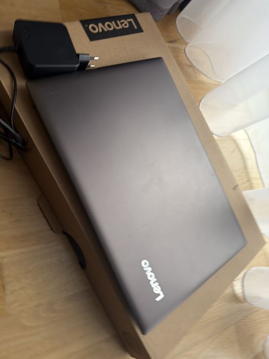 Lenovo Ideapad 520 intelCorei7