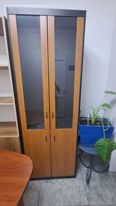Продам офисную мебель