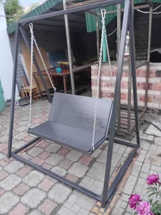 Качеля в стиле лофт