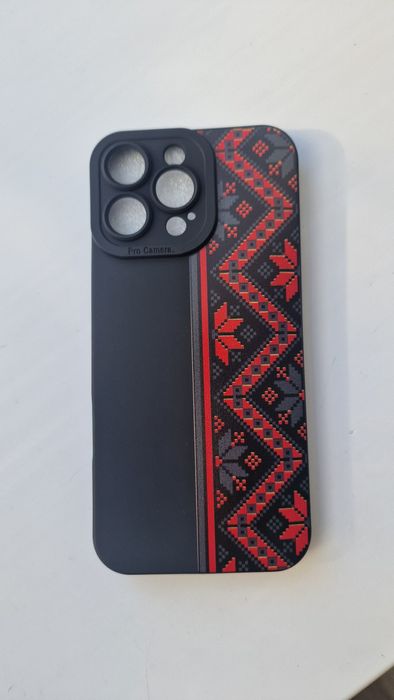 Чехлы на 16 Pro MAX