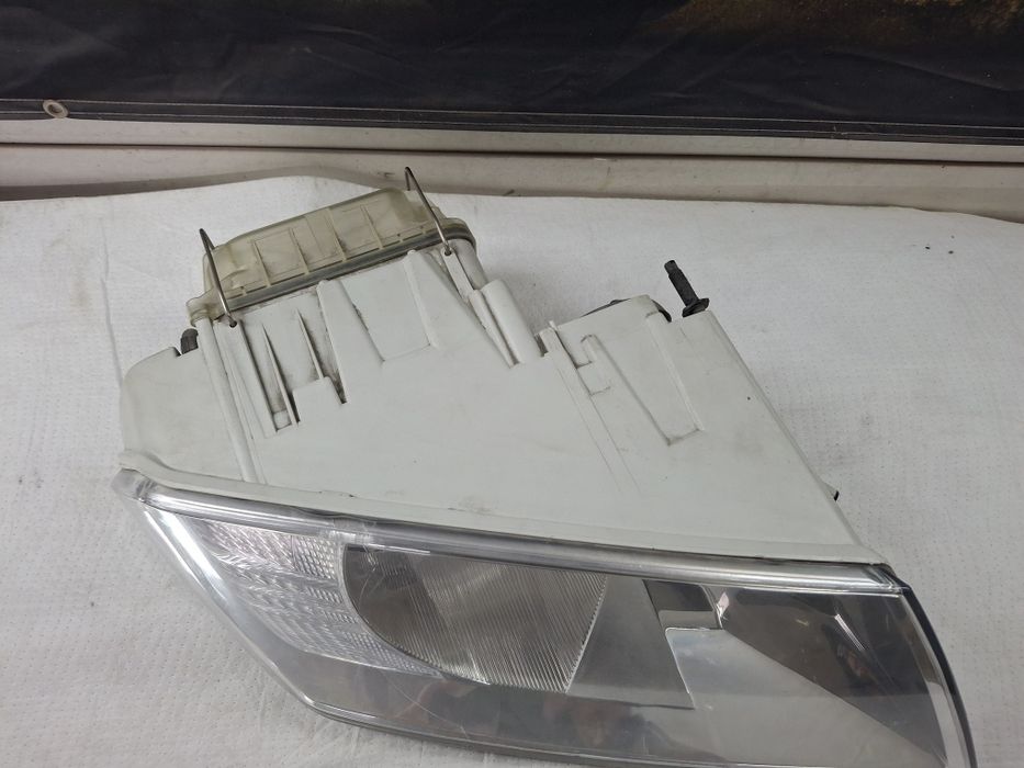 Far dreapta halogen Skoda Octavia 2