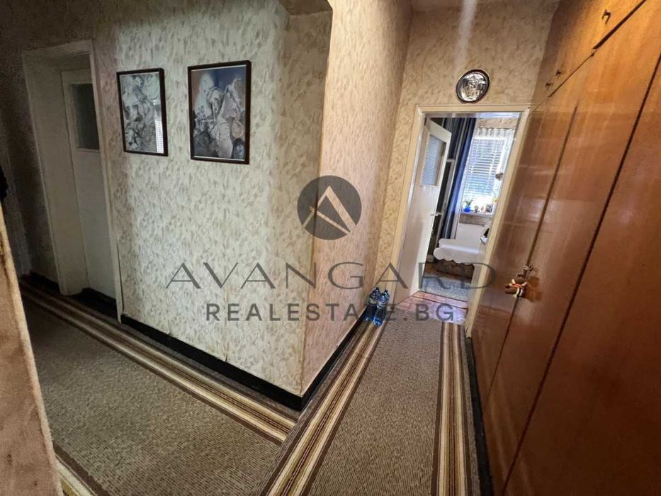 Продава се Многостаен апартамент в Пловдив, Център - 116 кв.м за 1715 €/кв.м - Снимка #13