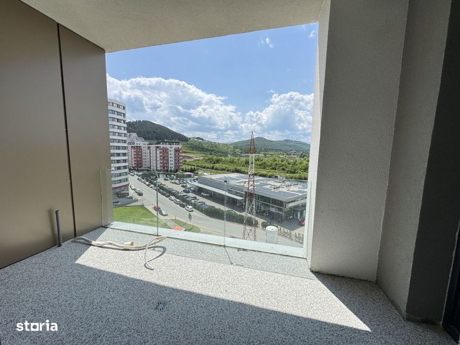 Apartament de 2 camere, 48.73 mp, 20 mp terasa, Finisat, Parcare, Zona