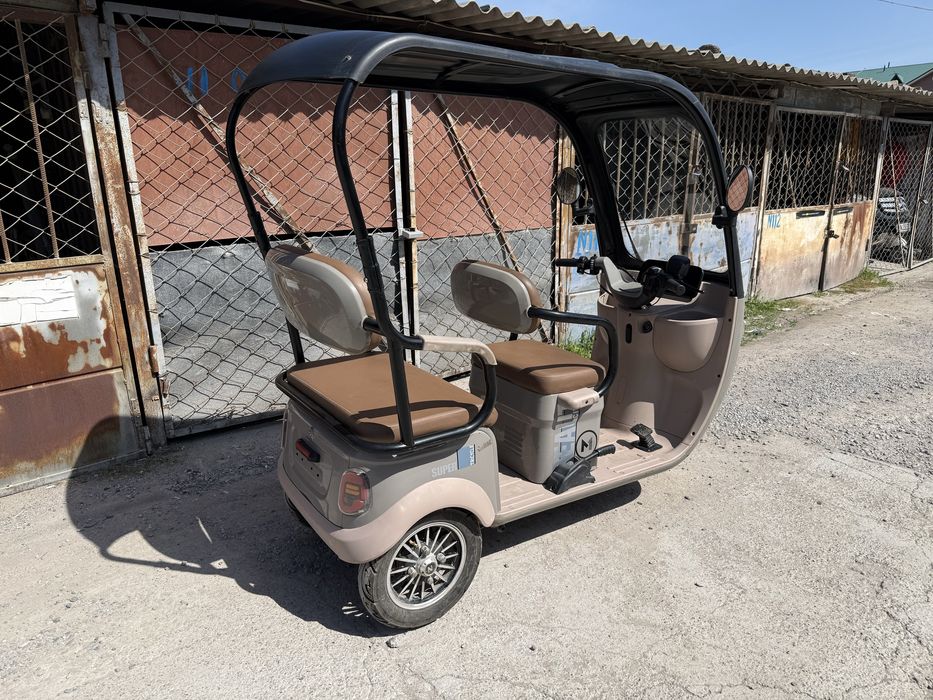 * трицикл электро 3-х местный б/у в отличном состоянии