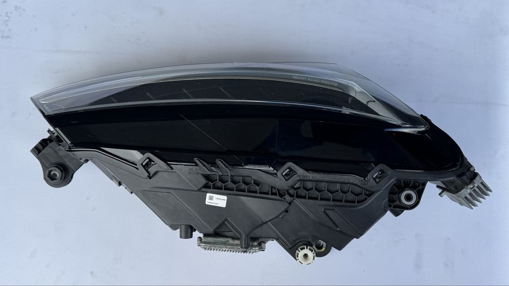 Фарове за Шкода Суперб/Skoda Superb дейслифт