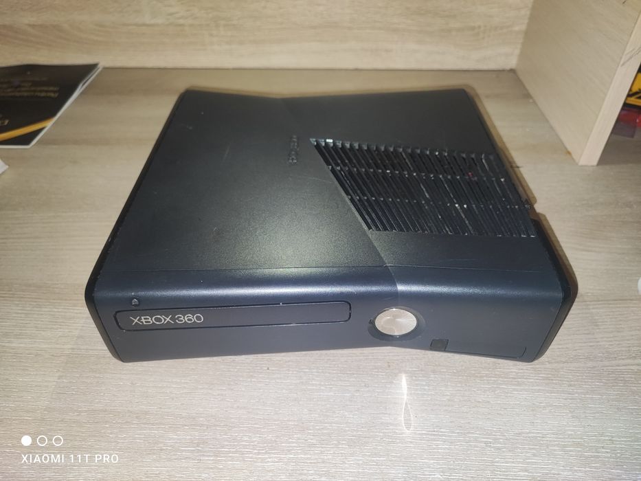Xbox 360 Slim 250GB
