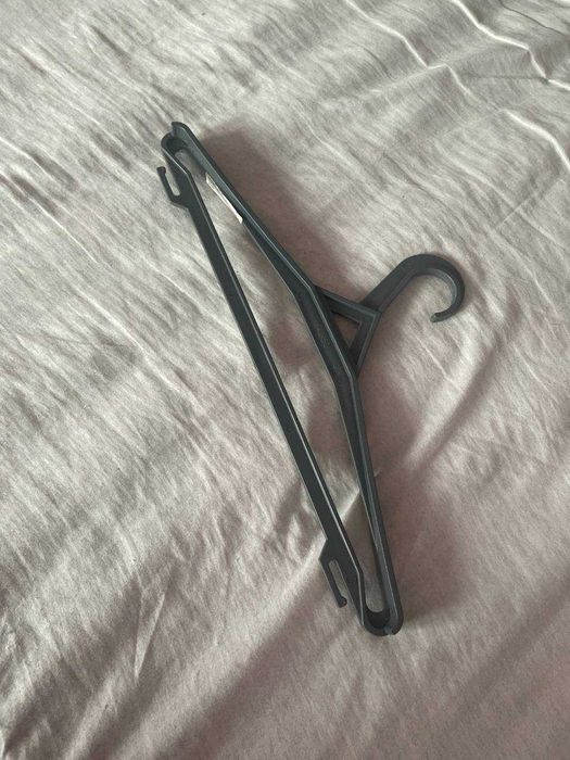 Вешалки для одежды