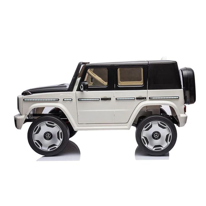 Акумулаторна кола Mercedes-Benz EQG в черен или бял цвят, 4х4