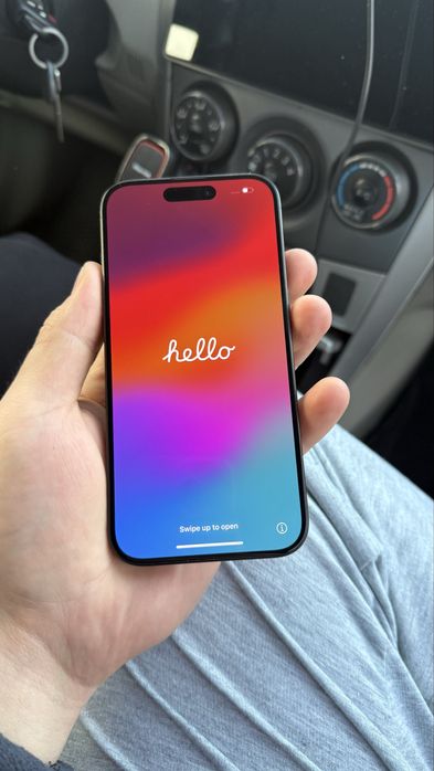 Айфон 15 про 256 гб.