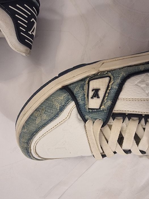 Louis Vuitton marime 42 bărbați