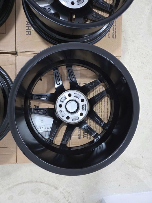 Jante 17 Cupra Formentor VW Passat VW Golf Skoda Octavia Superb Karok 5x112 7.5J et43