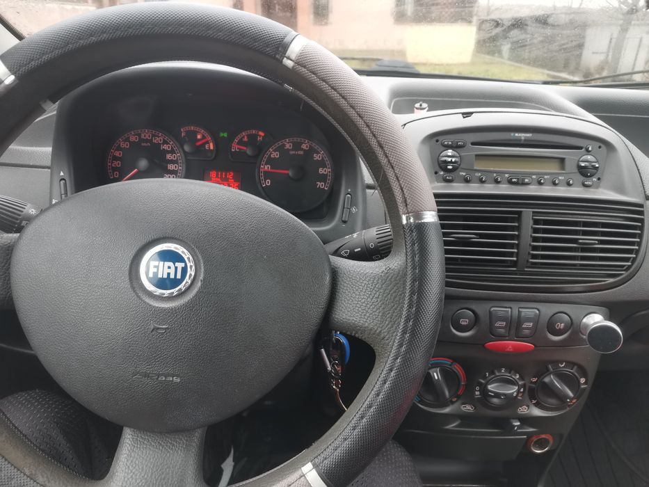 Vând fiat punto 1. 2